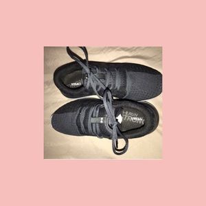 UA Running Shoes 🌸